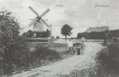 Postkartenmotiv um 1910 mit der Arberger Windmühle
